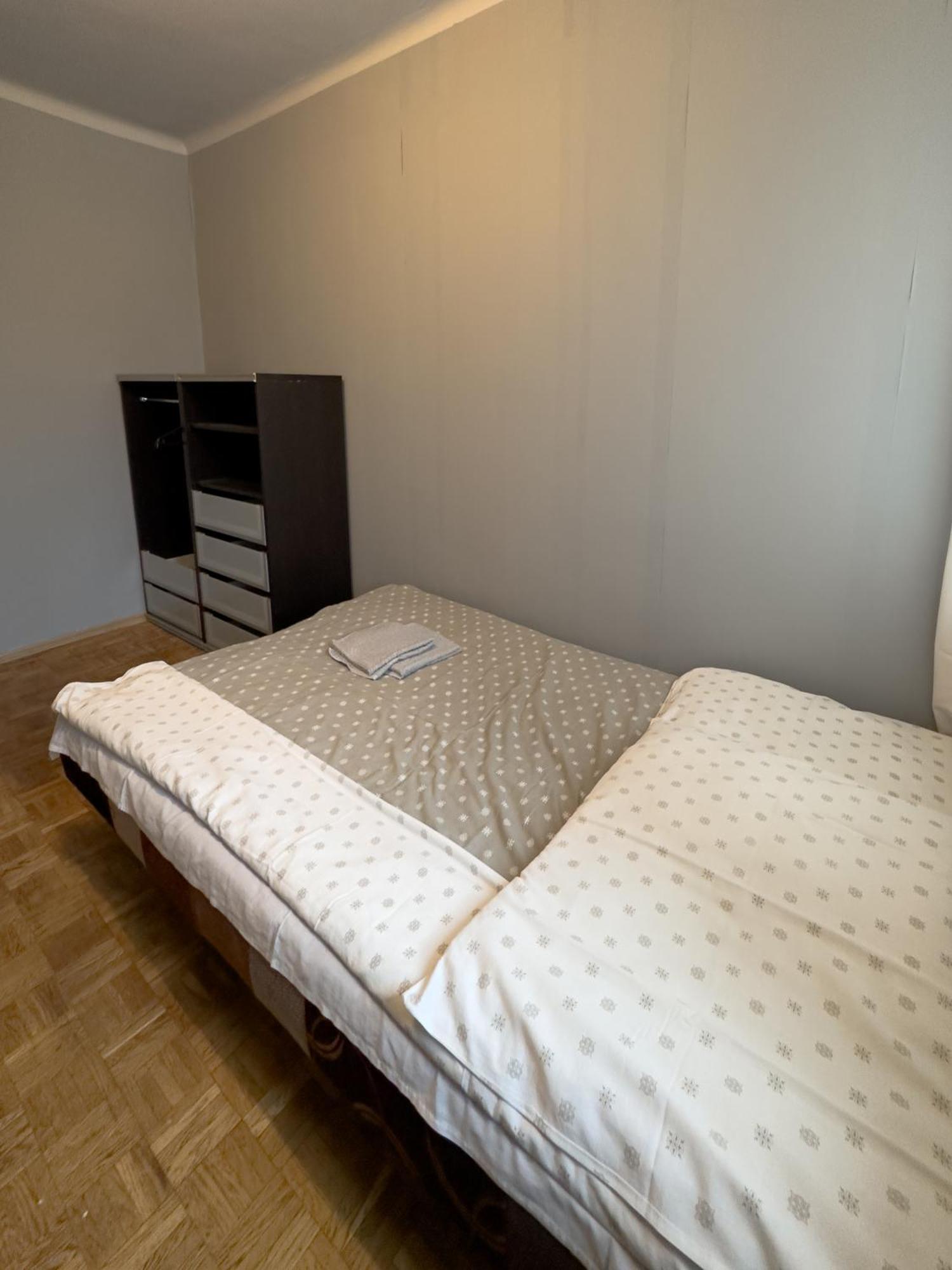 Kwadrat B&B Jalowego Rzeszów Buitenkant foto