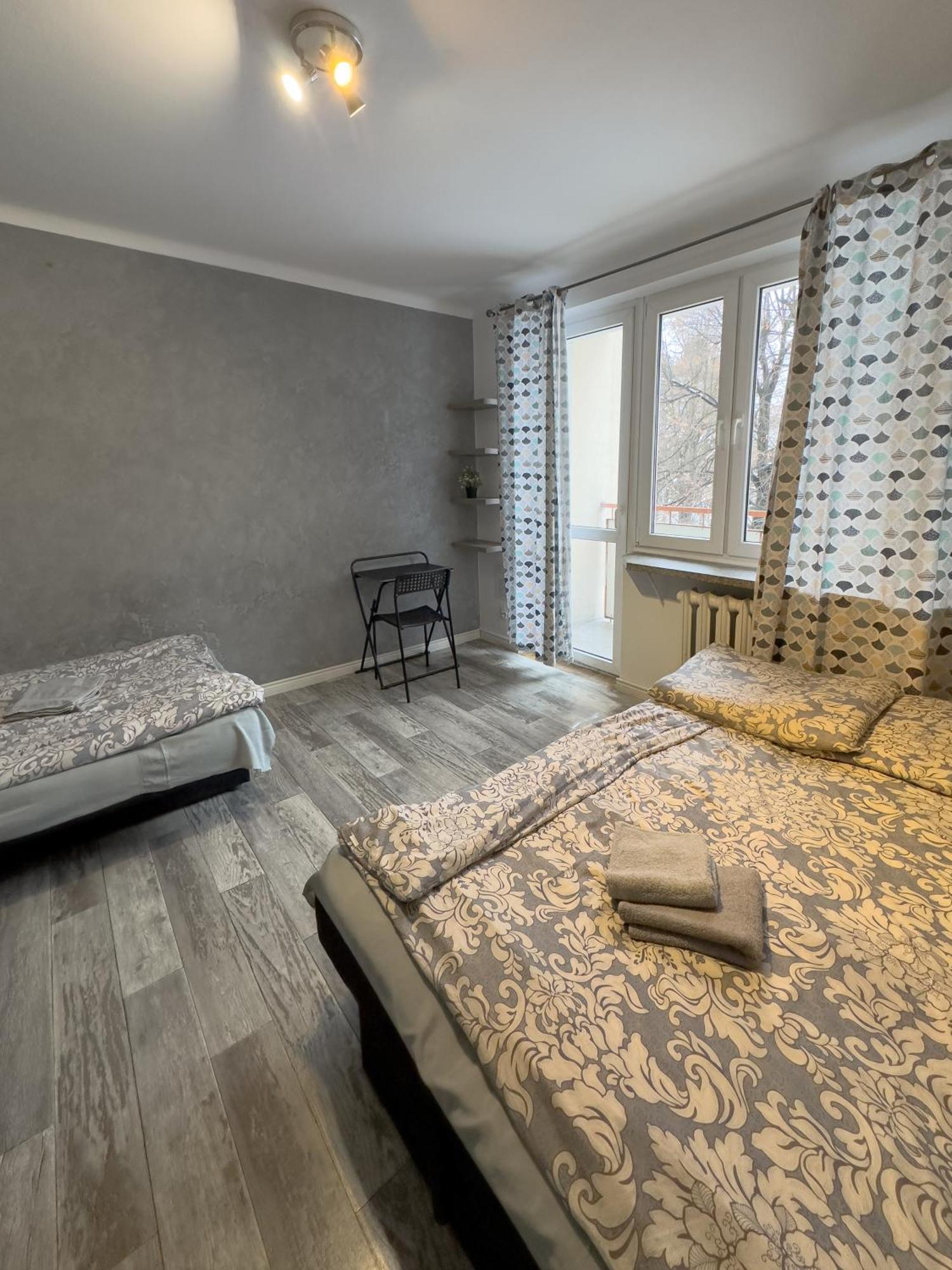 Kwadrat B&B Jalowego Rzeszów Buitenkant foto